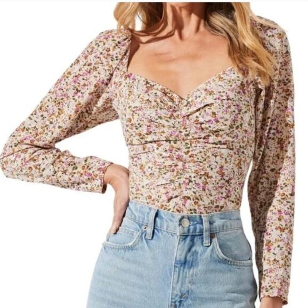 ASTR the Label Smocked Floral Print Top Taupe Pink